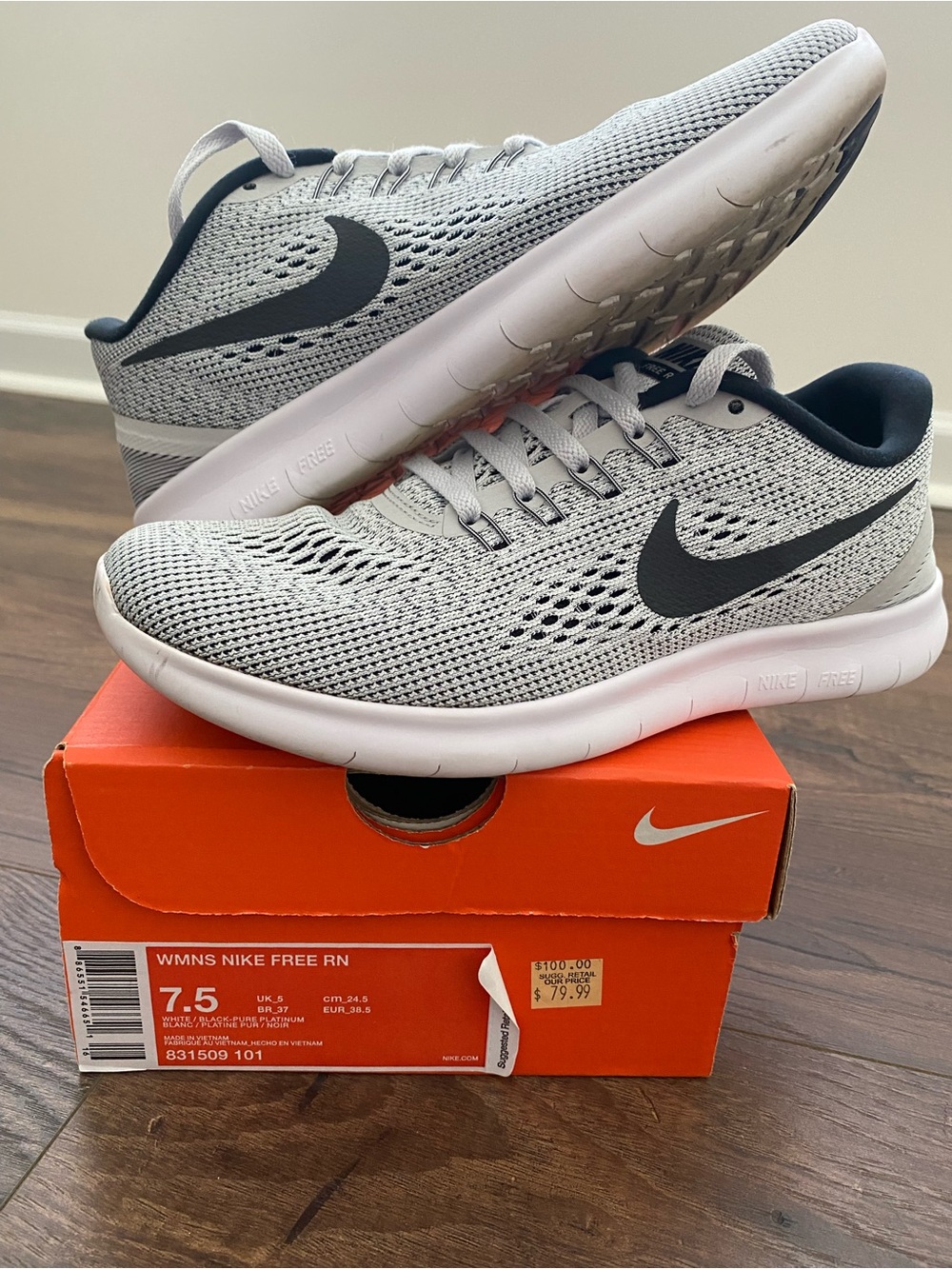 Nike Light Gray and Black Women's Running Sneakers